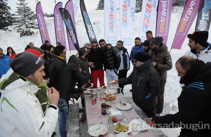 Hakan Altun ve Berkay'ın Uludağ'da mangal keyfi...