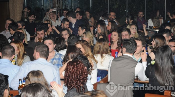 Bursa'da 14 Şubat coşkusu! Sabahın ilk ışıklarına kadar...