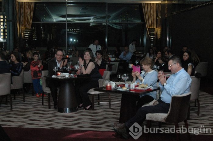 Bursa'da 14 Şubat coşkusu! Sabahın ilk ışıklarına kadar...