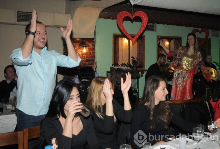 Bursa'da 14 Şubat coşkusu! Sabahın ilk ışıklarına kadar...