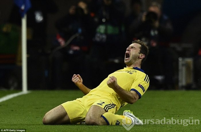 Chelsea kaçtı,PSG yakaladı!
