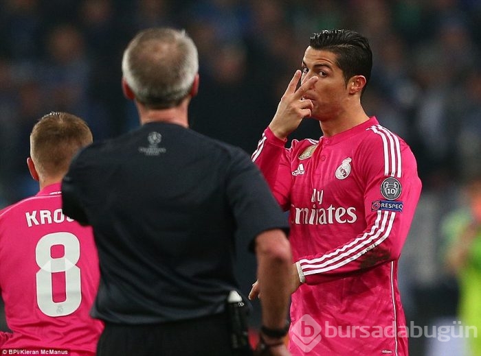 Real'e Schalke 04 hafif geldi!
