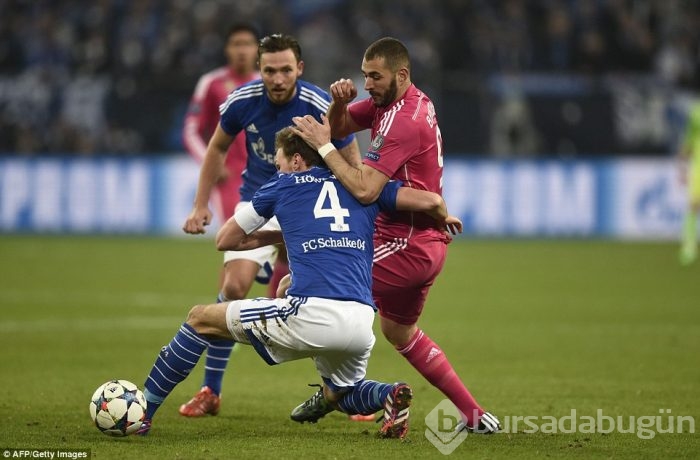 Real'e Schalke 04 hafif geldi!