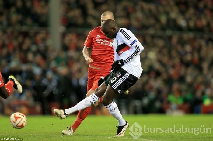  Liverpool'u Balotelli sırtladı!