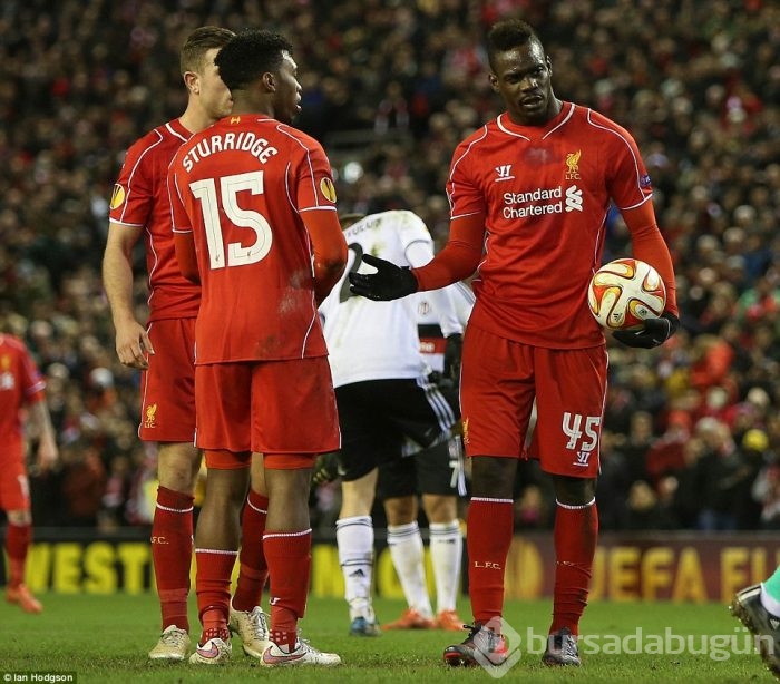  Liverpool'u Balotelli sırtladı!