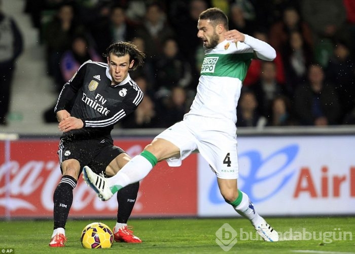 Perdeyi Benzema açtı,Ronaldo kapattı!