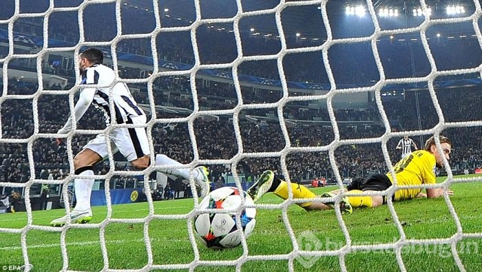 Juventus Dortmund'un bir adım önünde