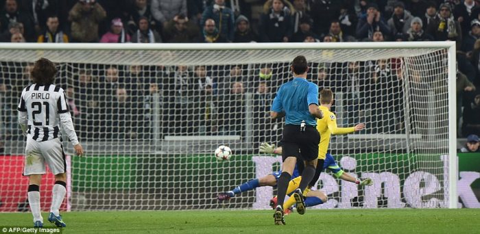 Juventus Dortmund'un bir adım önünde