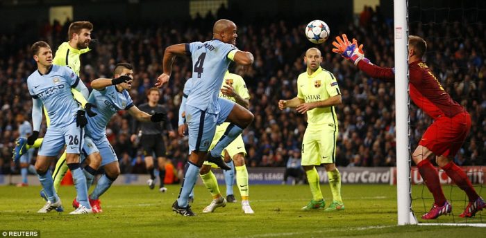 Suarez Manchester'ın fişini çekti! 