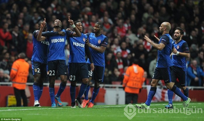 Monaco, Arsenal'i Emirates'e gömdü!