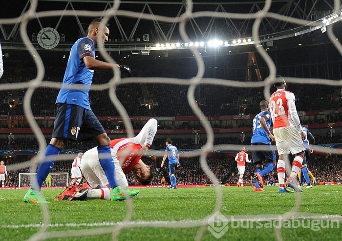 Monaco, Arsenal'i Emirates'e gömdü!