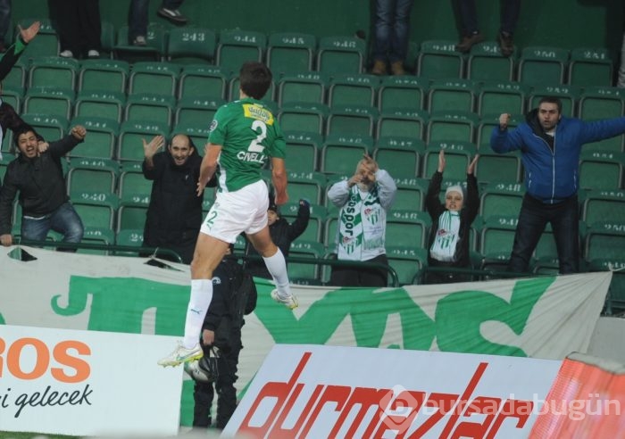 Timsah 10 kişiyle destan yazdı!