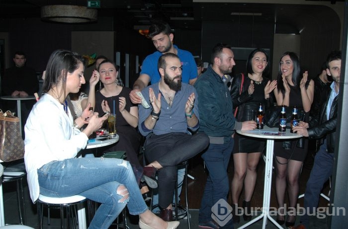 Bursa geceleri bu hafta sonunda da hızını kesmedi...
