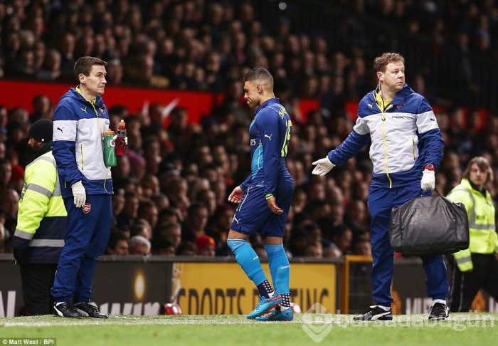 ManU Arsenal'a boyun eğdi!
