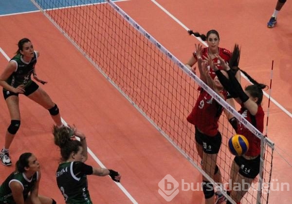 Bursa Büyükşehir voleybolda tarih yazdı!