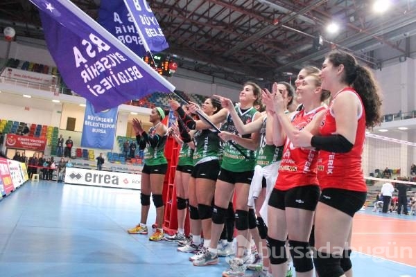 Bursa Büyükşehir voleybolda tarih yazdı!