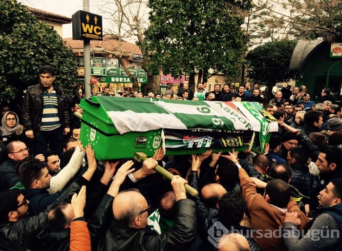 Fehmizat Bayraktar'ı son yolculuğuna uğurladık