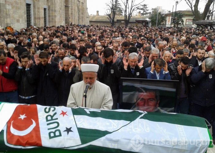 Fehmizat Bayraktar'ı son yolculuğuna uğurladık