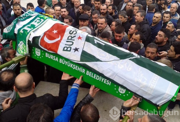 Fehmizat Bayraktar'ı son yolculuğuna uğurladık