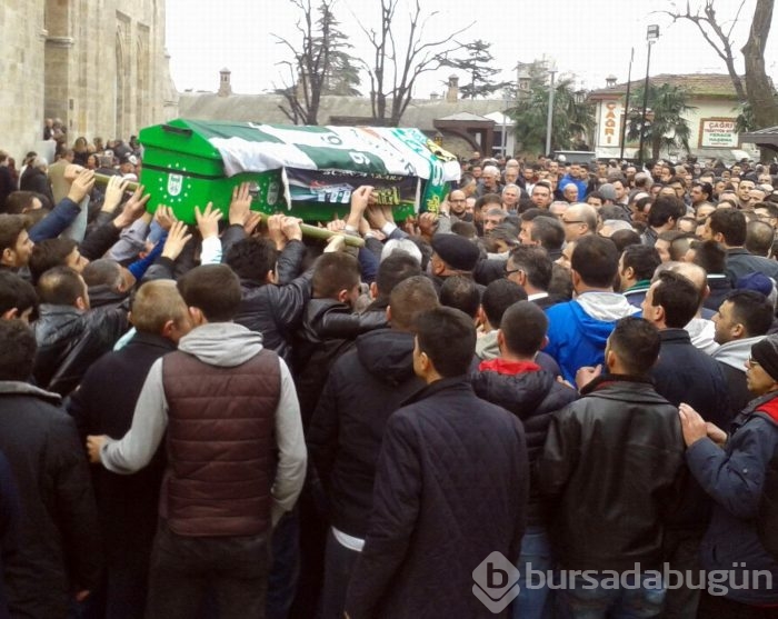 Fehmizat Bayraktar'ı son yolculuğuna uğurladık