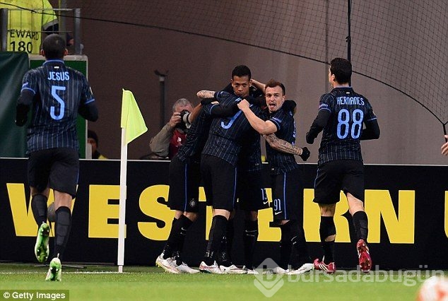 Wolfsburg çeyrek finale göz kırptı!