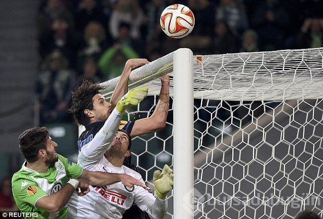 Wolfsburg çeyrek finale göz kırptı!