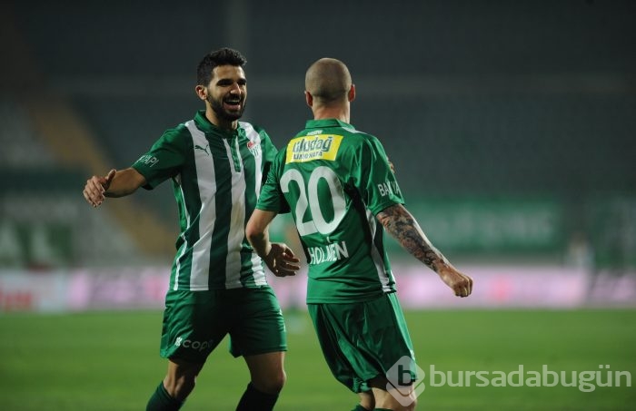 Timsah Balıkesir'e acımadı!