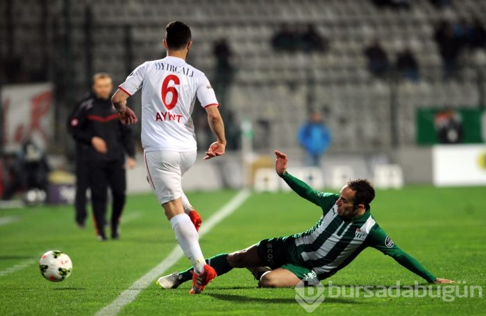 Timsah Balıkesir'e acımadı!