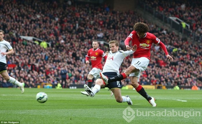 ManU Tottenham'ı rahat geçti