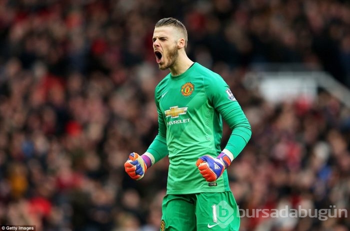 ManU Tottenham'ı rahat geçti