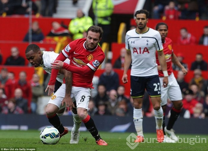 ManU Tottenham'ı rahat geçti