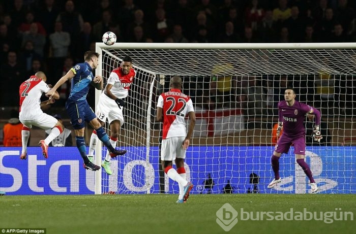 Arsenal'a Fransa'da 2 gol yetmedi!