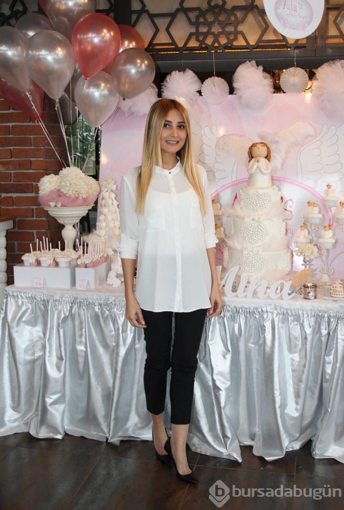 Aylin Yapıcı'ya sürpriz Baby Shower partisi...