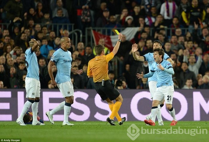 Barça City'i kupanın dışına itti!