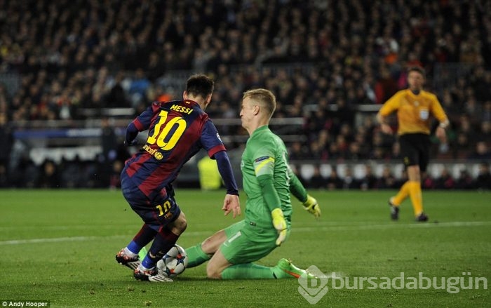 Barça City'i kupanın dışına itti!