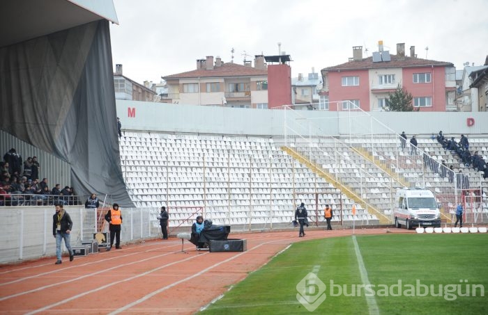 Timsah Sivas'ta buz kesti!