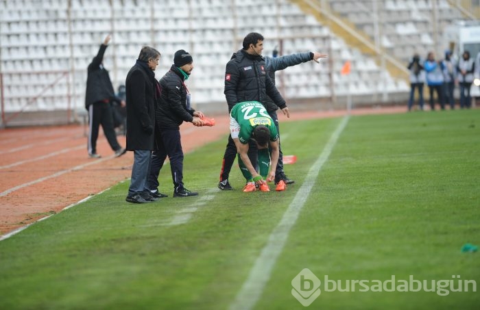 Timsah Sivas'ta buz kesti!