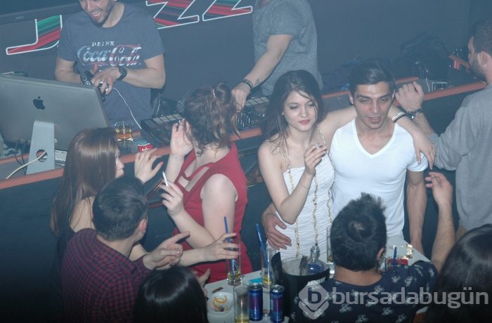 Bursa gecelerinde full time eğlence..