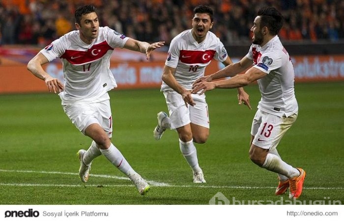 Hayallerimizi uzatmada Sneijder yıktı!
