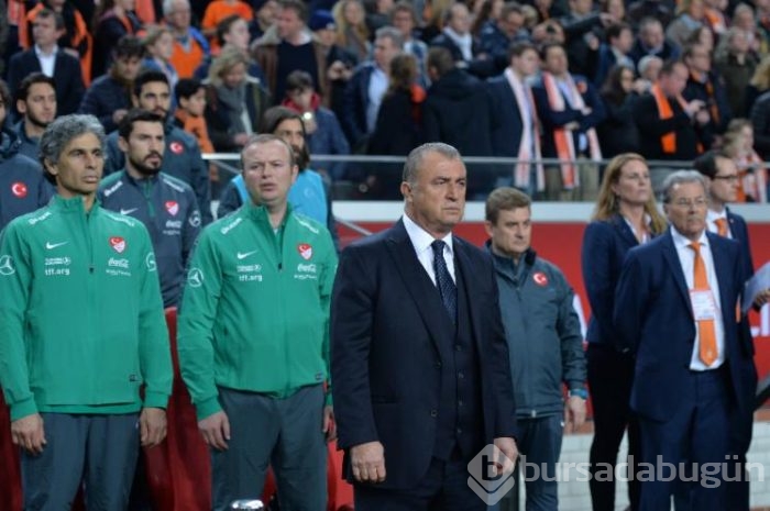 Hayallerimizi uzatmada Sneijder yıktı!
