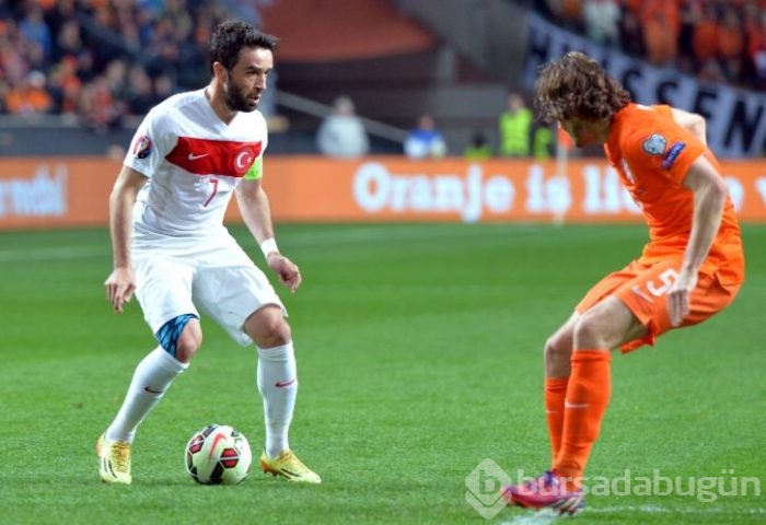 Hayallerimizi uzatmada Sneijder yıktı!
