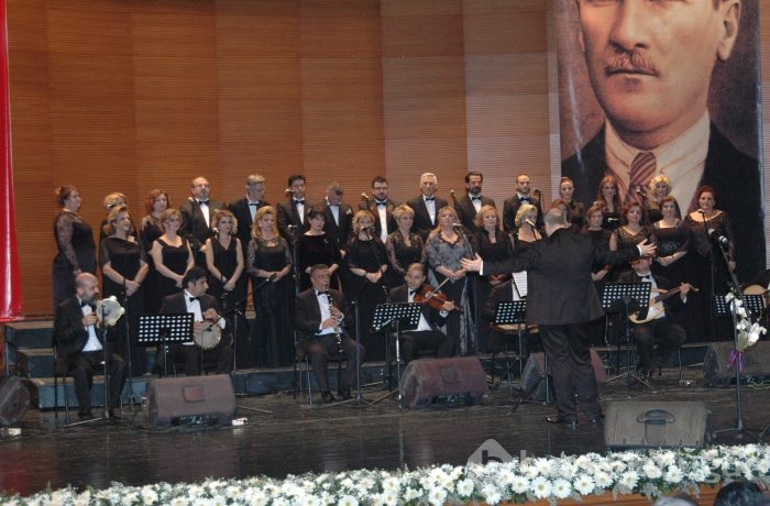 Şarkılar Lions Alzheimer Hasta Konuk Evi projesi için söylendi...