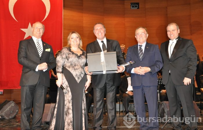 Şarkılar Lions Alzheimer Hasta Konuk Evi projesi için söylendi...