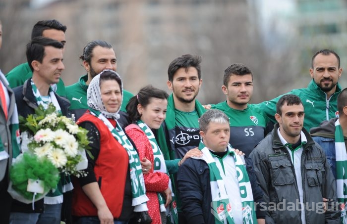 Otizmli öğrencilerin Bursaspor coşkusu!