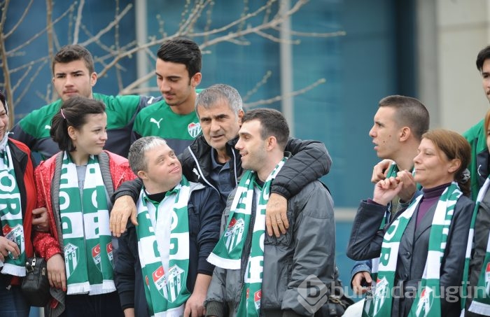 Otizmli öğrencilerin Bursaspor coşkusu!