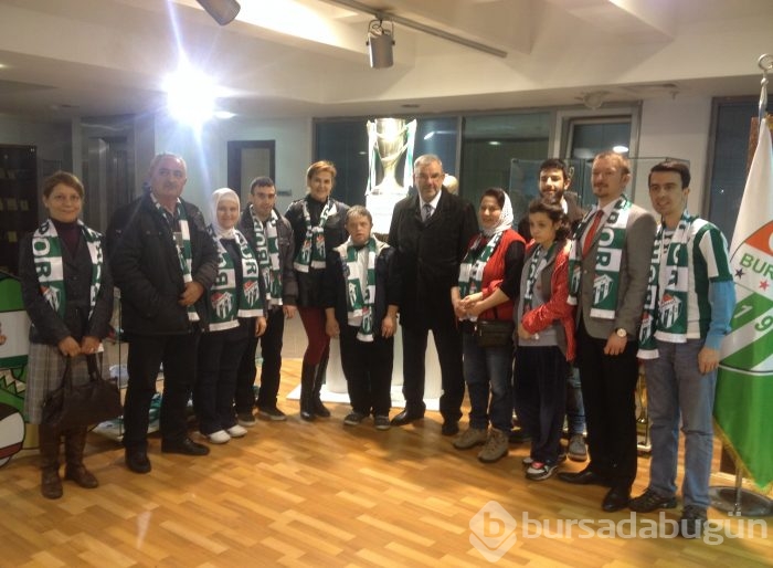 Otizmli öğrencilerin Bursaspor coşkusu!