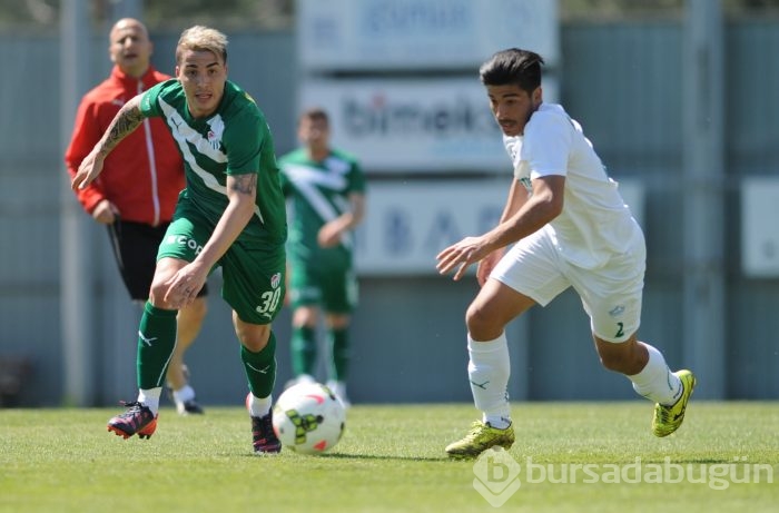 Özlüce'de gol düellosunu Bursaspor kazandı!