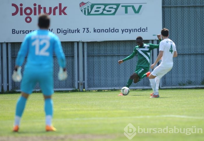 Özlüce'de gol düellosunu Bursaspor kazandı!