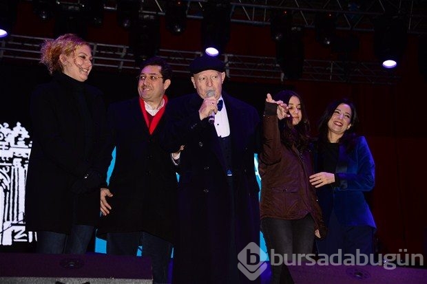 Kayahan 14 yıl sonra Nilüfer'le aynı sahnedeydi