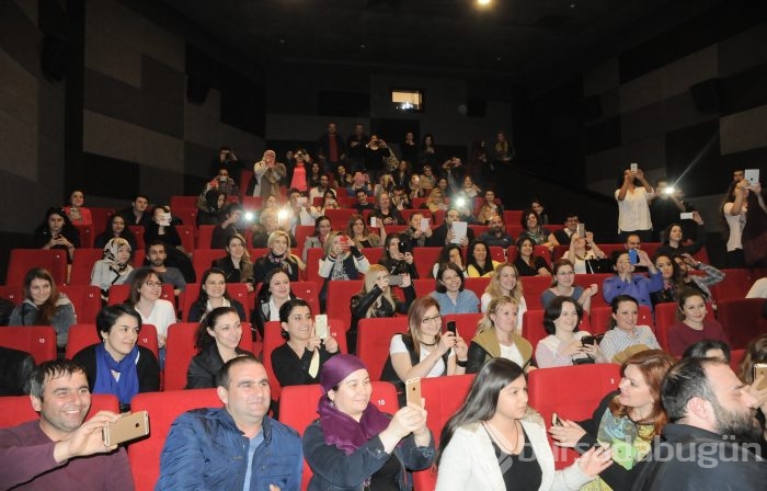 Kocan Kadar Konuş filminin Bursa galası ilgi gördü...